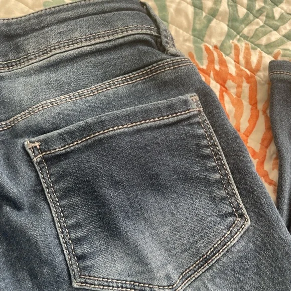 Sam’s Club Member’s Mark Girl’s Favorite Knit Denim Jeans - Picture 4 of 4